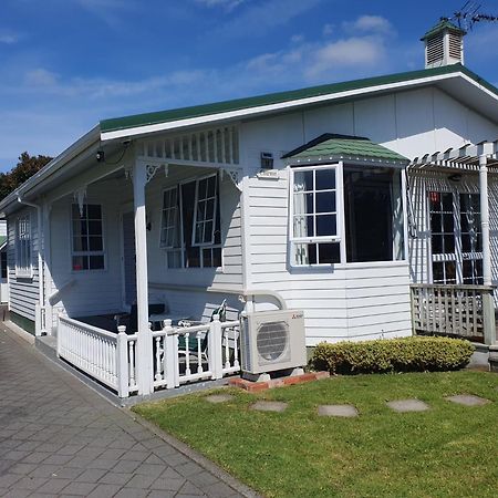 Charmae Guest House Whanganui Dış mekan fotoğraf